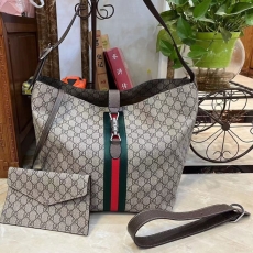 Gucci Shopping Bags